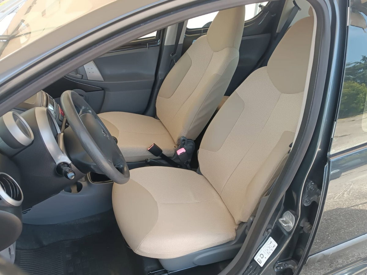 Peugeot 107 68CV 5p. Sweet Years (4)