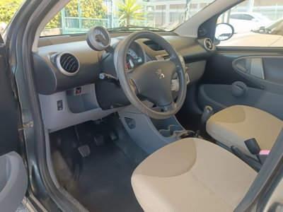 Peugeot 107 68CV 5p. Sweet Years (5)