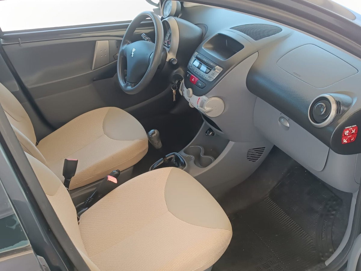 Peugeot 107 68CV 5p. Sweet Years (7)