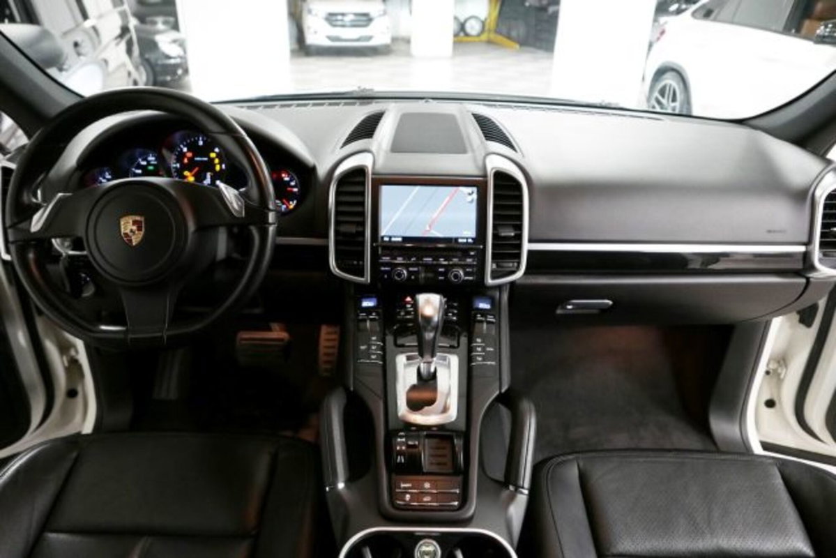 Porsche Cayenne 3.0 Diesel (6)