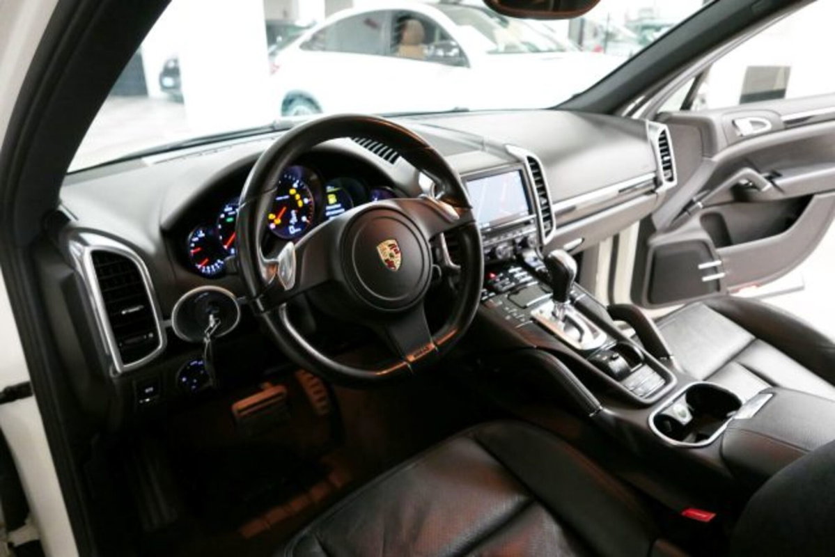 Porsche Cayenne 3.0 Diesel (7)