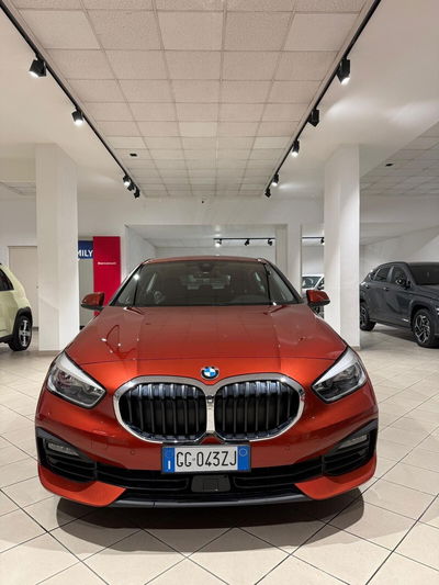 BMW Serie 1 116d 2.0 116CV cat 5 porte Attiva DPF usata