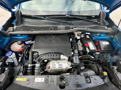 Peugeot 2008 PureTech 100 S&S Active Pack (10)