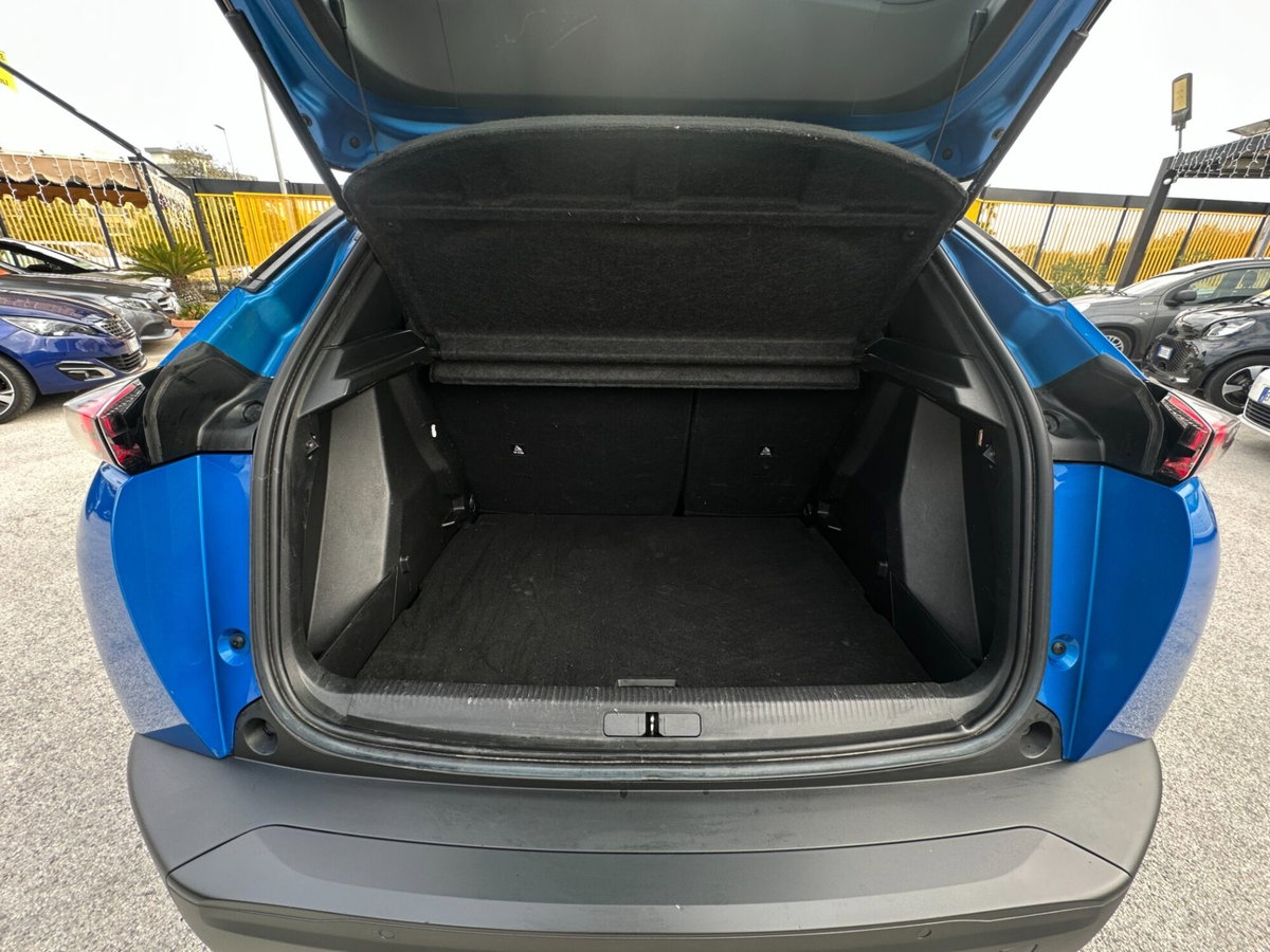 Peugeot 2008 PureTech 100 S&S Active Pack (11)