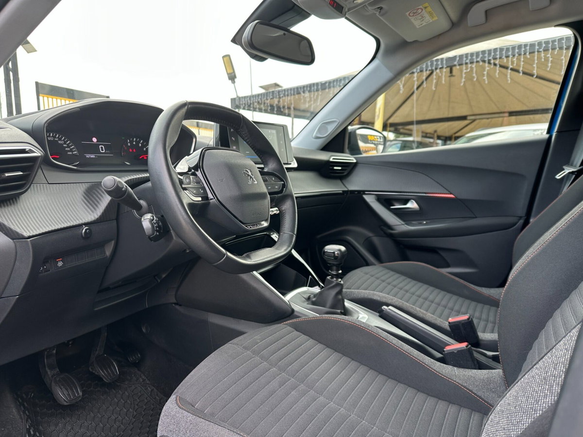 Peugeot 2008 PureTech 100 S&S Active Pack (12)