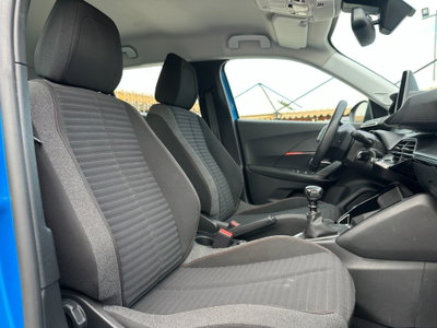 Peugeot 2008 PureTech 100 S&S Active Pack (14)