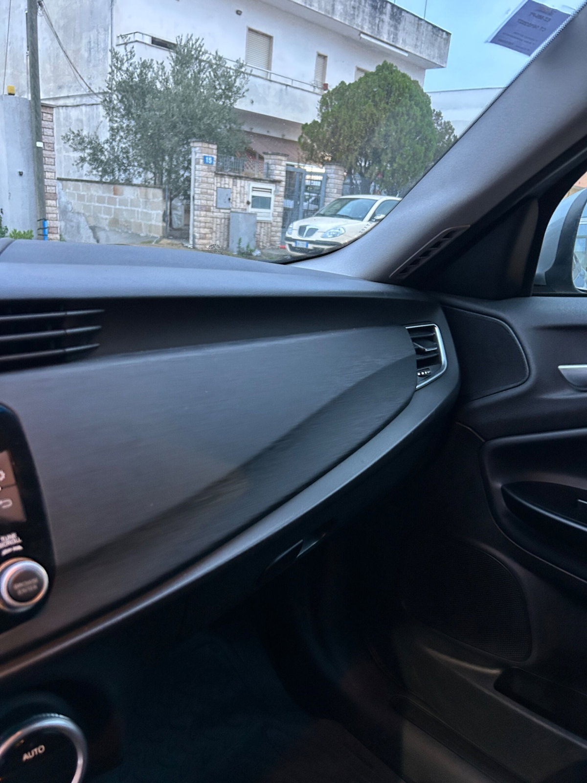 Alfa Romeo Giulietta 1.6 JTDm Ti 120cv (12)