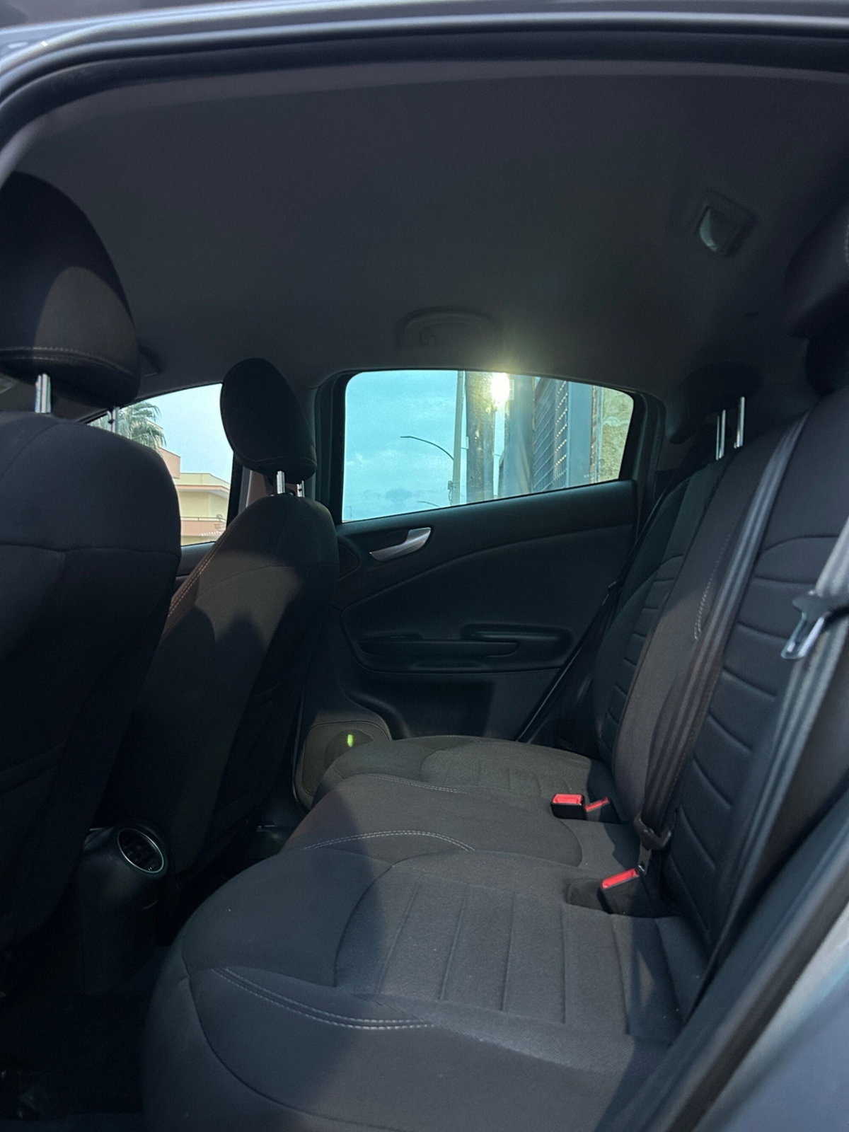 Alfa Romeo Giulietta 1.6 JTDm Ti 120cv (8)