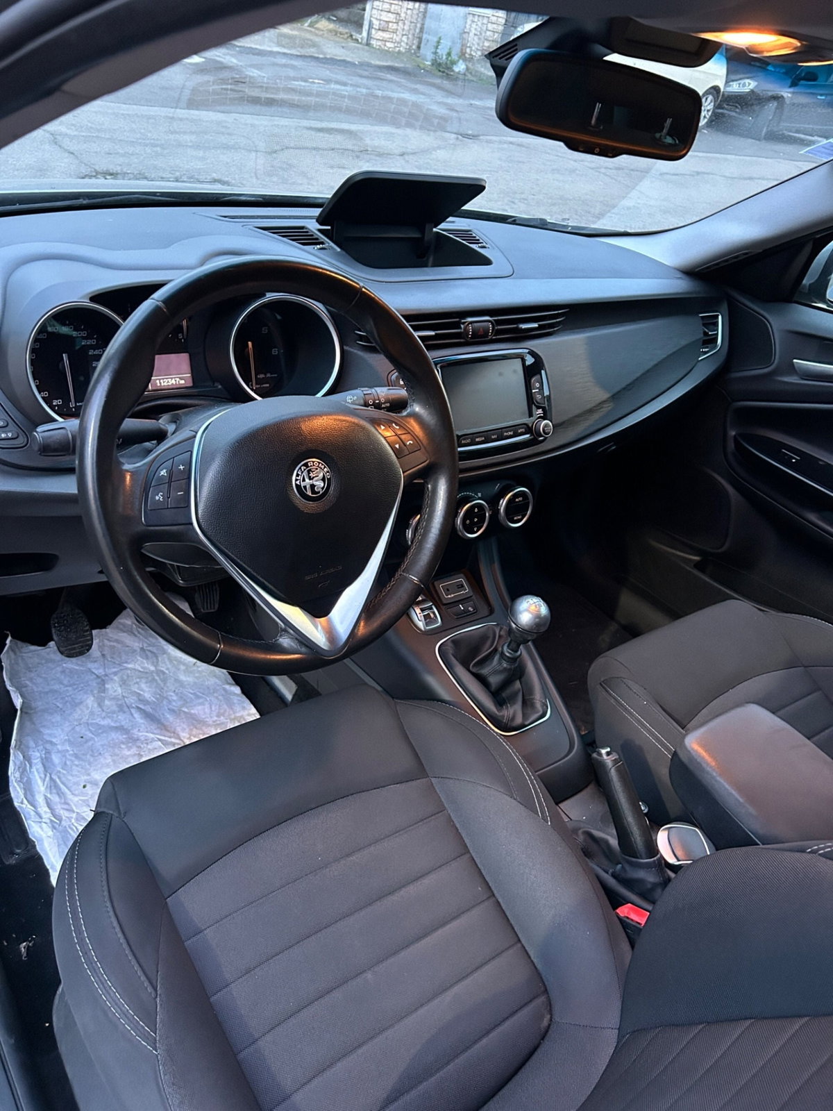 Alfa Romeo Giulietta 1.6 JTDm Ti 120cv (9)