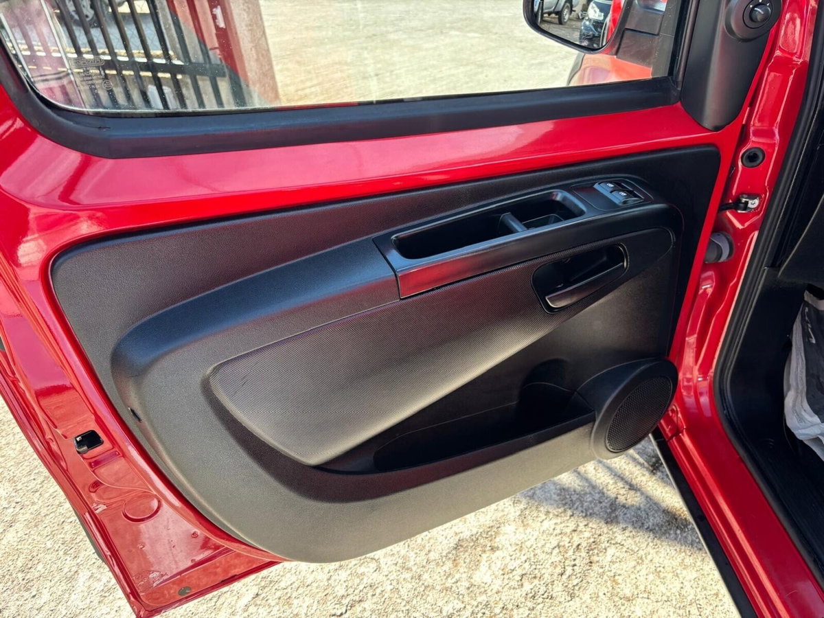 Fiat Fiorino Furgone cargo 1.3 mjt 95cv SX (17)