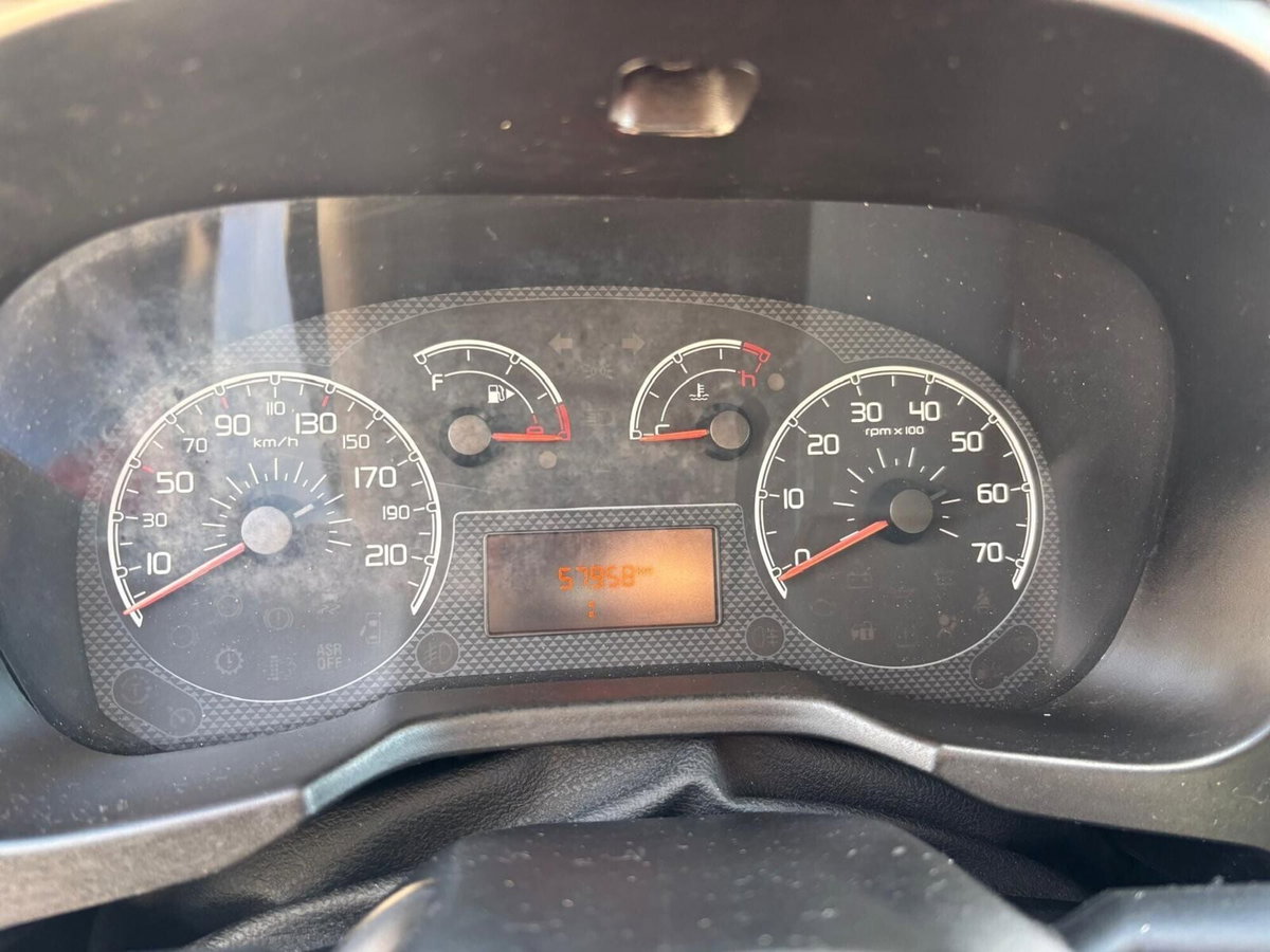 Fiat Fiorino Furgone cargo 1.3 mjt 95cv SX (19)