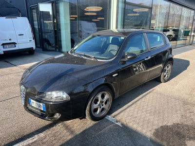 Alfa Romeo 147 1.9 JTD (120) 5 porte Distinctive usata