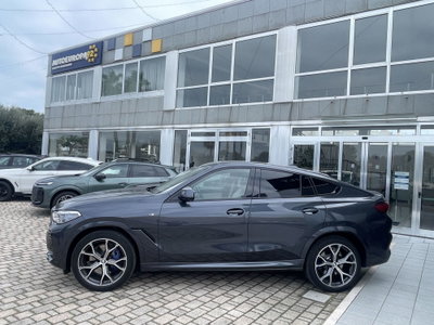 BMW X6 xDrive30d 48V Msport (2)