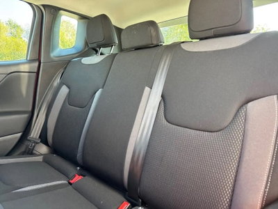 Jeep Renegade 1.6 Mjt 130 CV Limited (12)