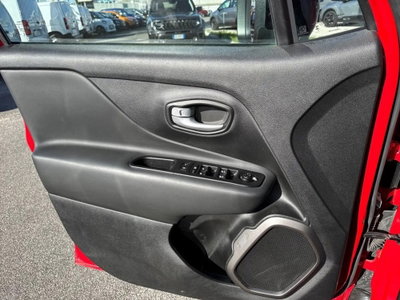 Jeep Renegade 1.6 Mjt 130 CV Limited (13)