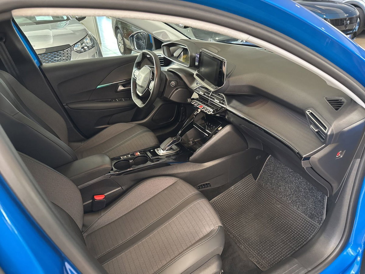 Peugeot 208 motore elettrico 136 CV 5 porte Allure Pack (19)