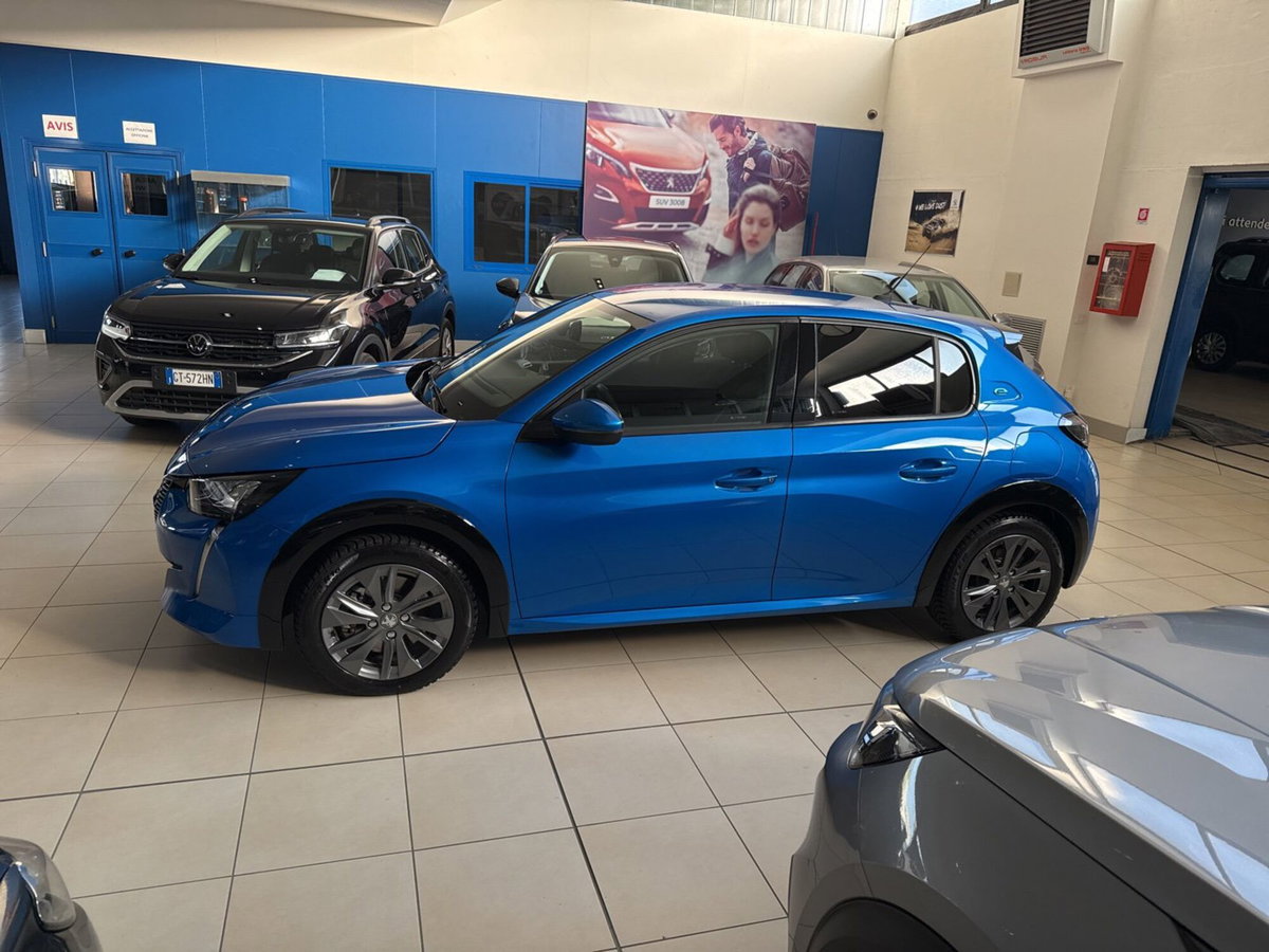 Peugeot 208 motore elettrico 136 CV 5 porte Allure Pack (2)