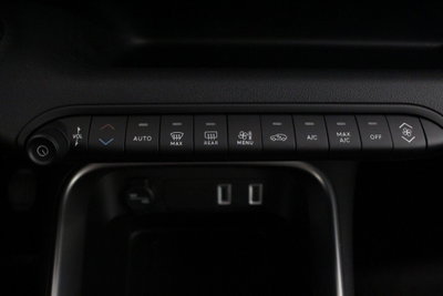 Jeep Avenger 1.2 turbo Altitude fwd 100cv (6)
