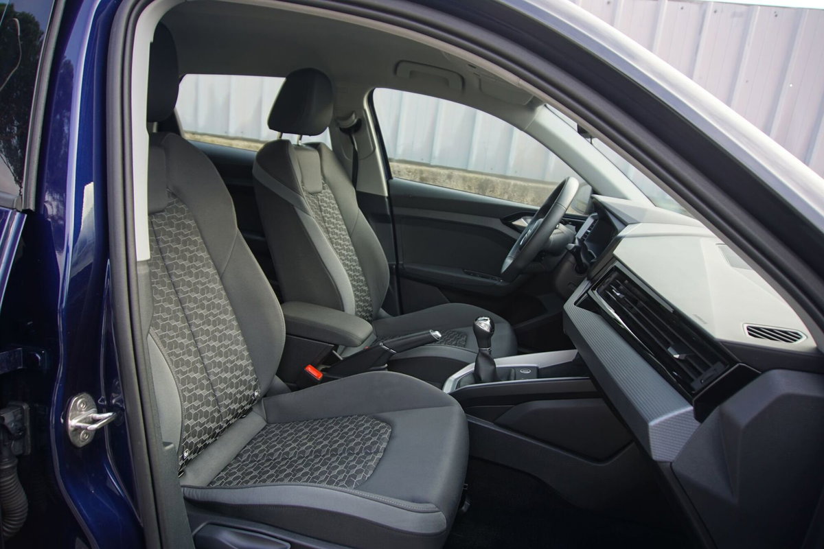 Audi A1 Sportback 30 TFSI S line edition (11)