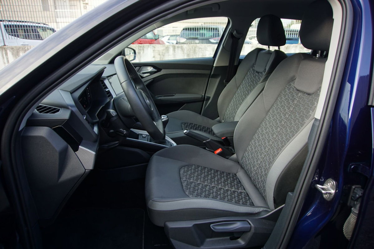 Audi A1 Sportback 30 TFSI S line edition (6)