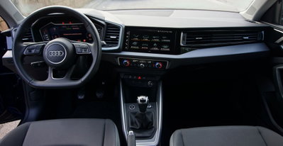 Audi A1 Sportback 30 TFSI S line edition (8)