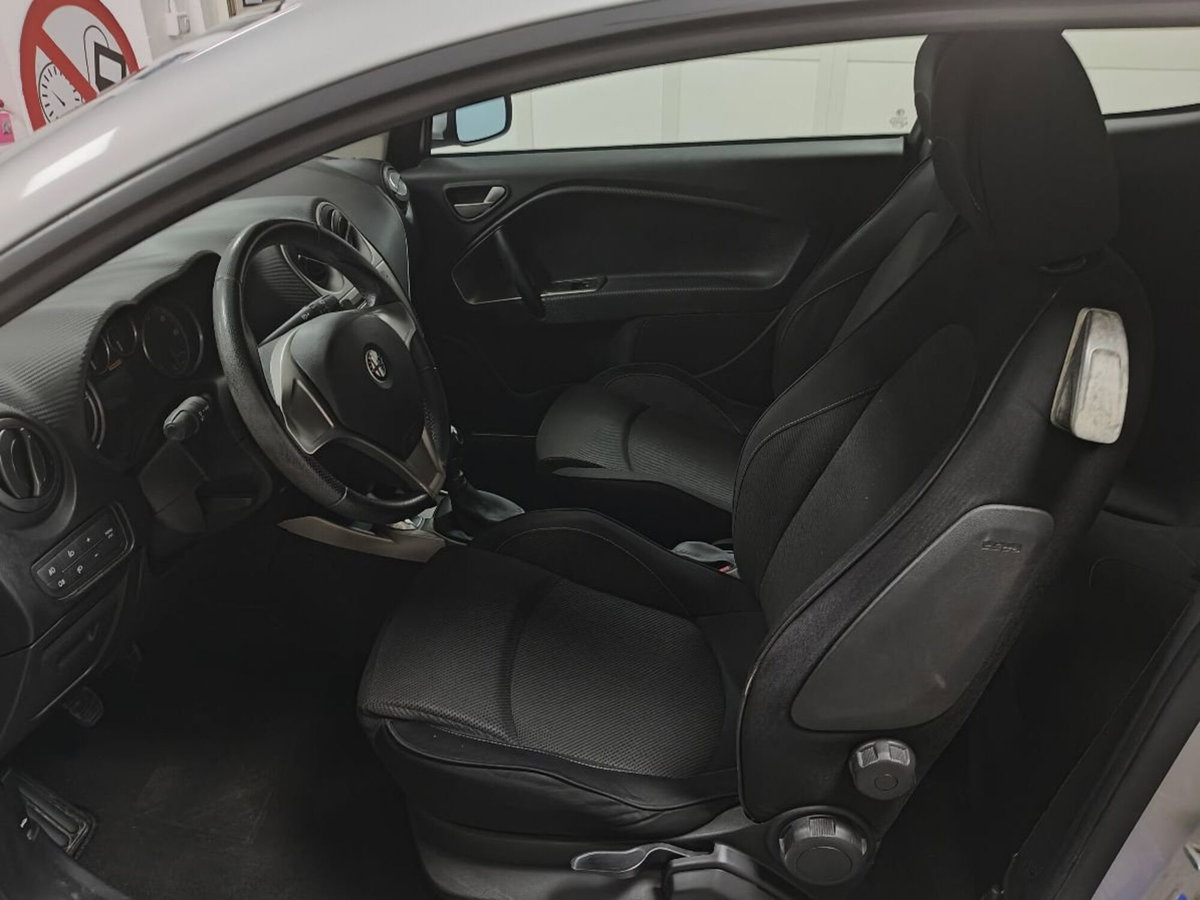 Alfa Romeo MiTo 1.6 JTDm 16V Progression (9)