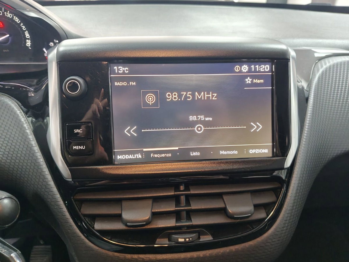 Peugeot 2008 75 Active (7)