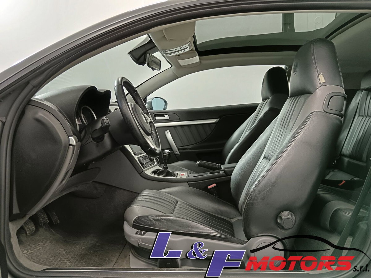 Alfa Romeo Brera 3.2 JTS V6 Q4 Sky Window Q-Tronic (10)