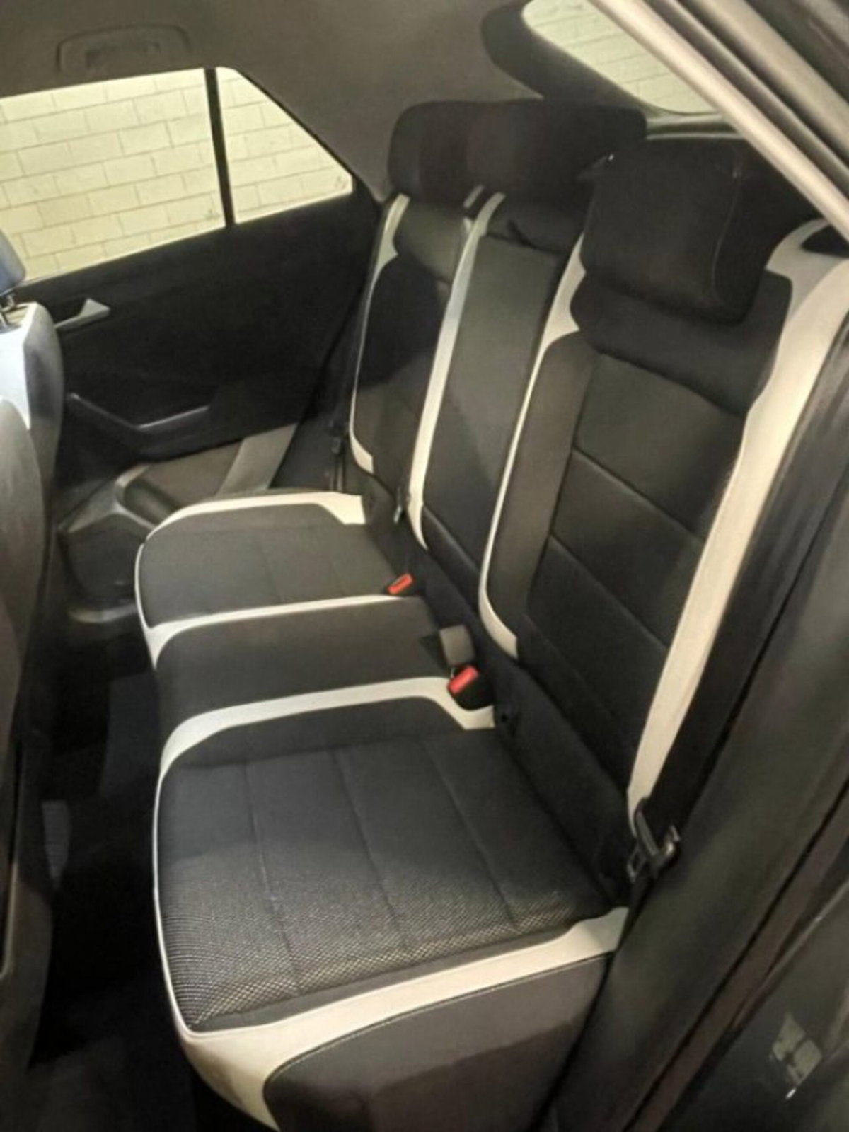 Volkswagen T-Roc 2.0 TDI SCR 4MOTION Style BlueMotion Technology (2)