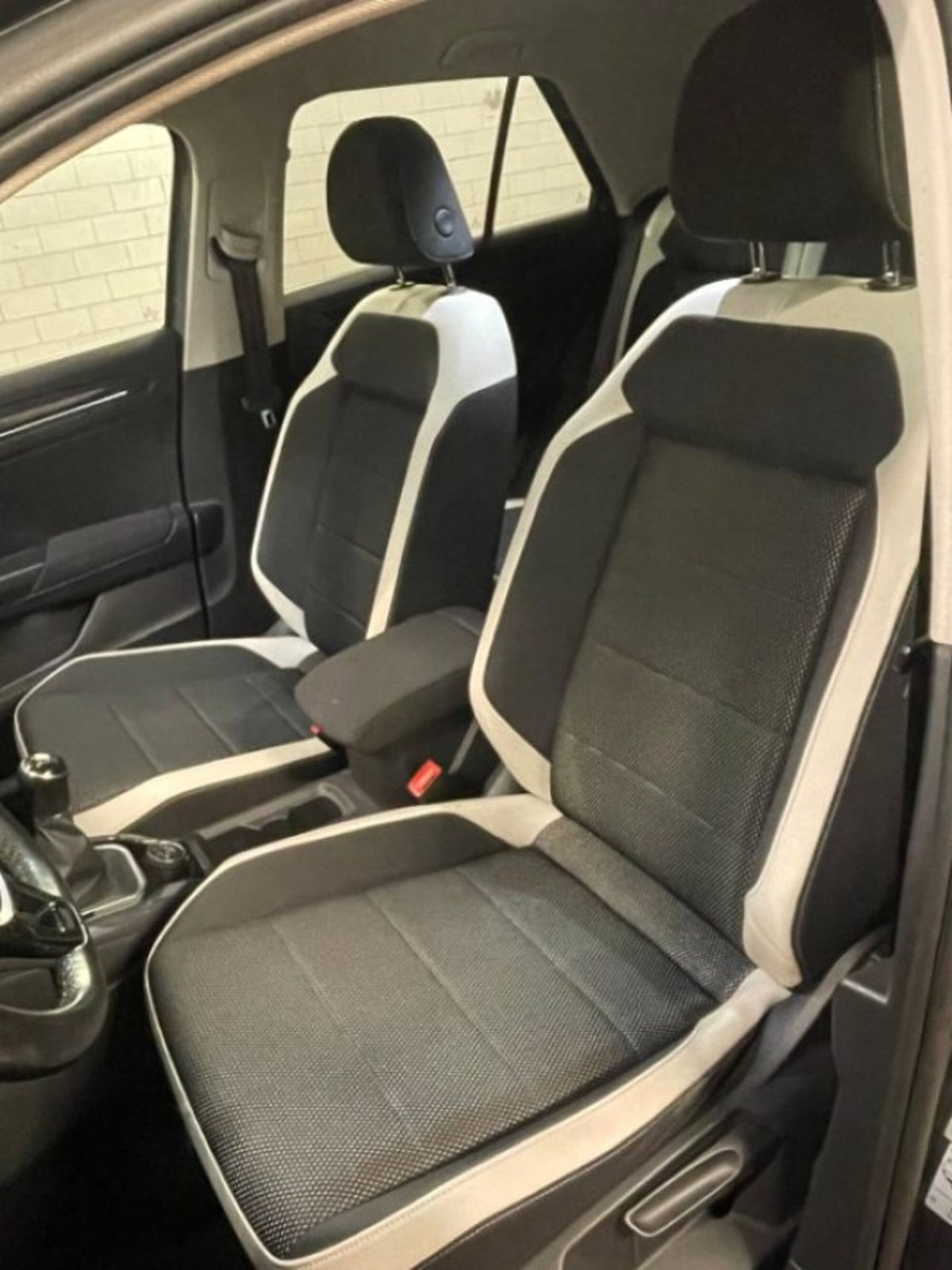 Volkswagen T-Roc 2.0 TDI SCR 4MOTION Style BlueMotion Technology (9)