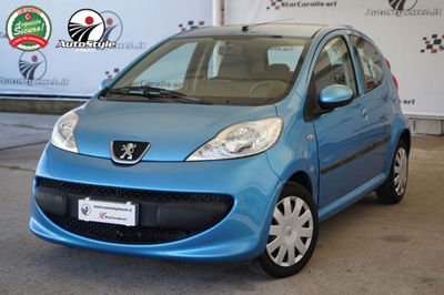 Peugeot 107 68CV 5p. Plaisir usata