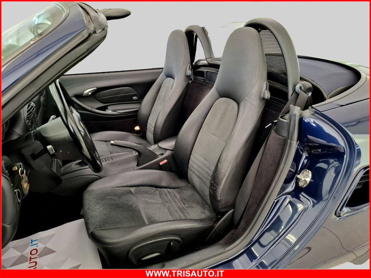 Porsche Boxster 2.7 (9)