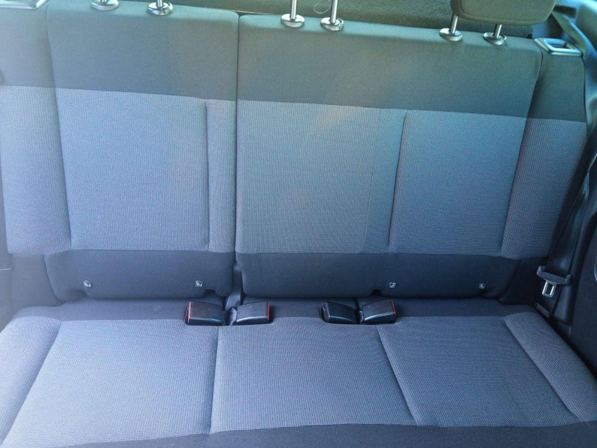 Citroen C3 Aircross BlueHDi 110 S&S Shine (18)