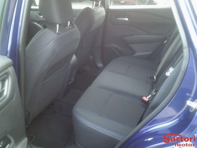 Nissan Qashqai 1.3 DIG-T 140 CV Tekna (10)