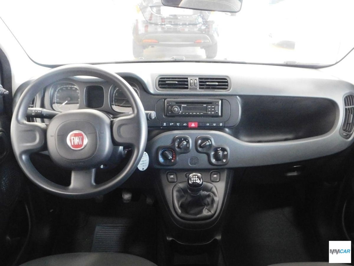 Fiat Panda 1.0 FireFly S&S Hybrid City Cross (11)