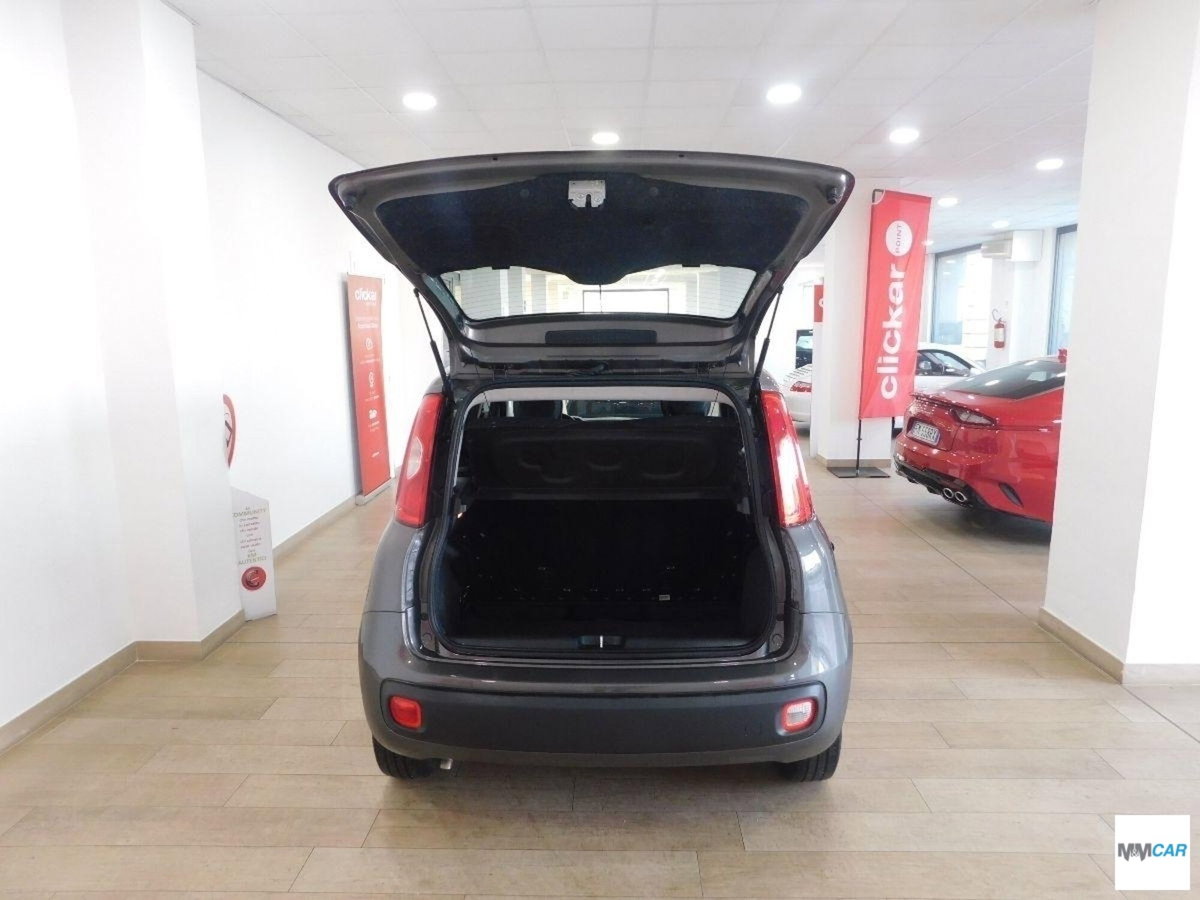 Fiat Panda 1.0 FireFly S&S Hybrid City Cross (9)