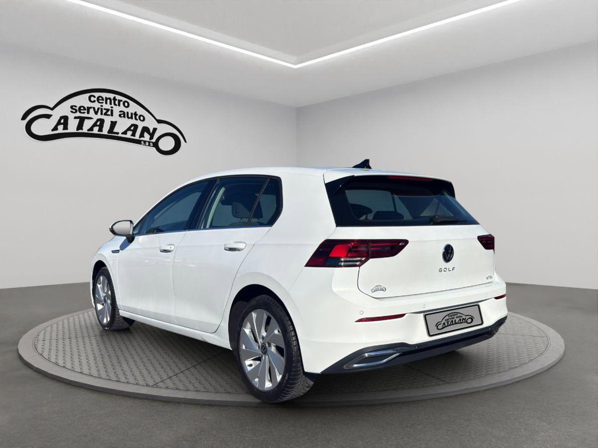 Volkswagen Golf 1.5 TSI ACT DSG 5p. Executive BlueMotion Tech. (3)