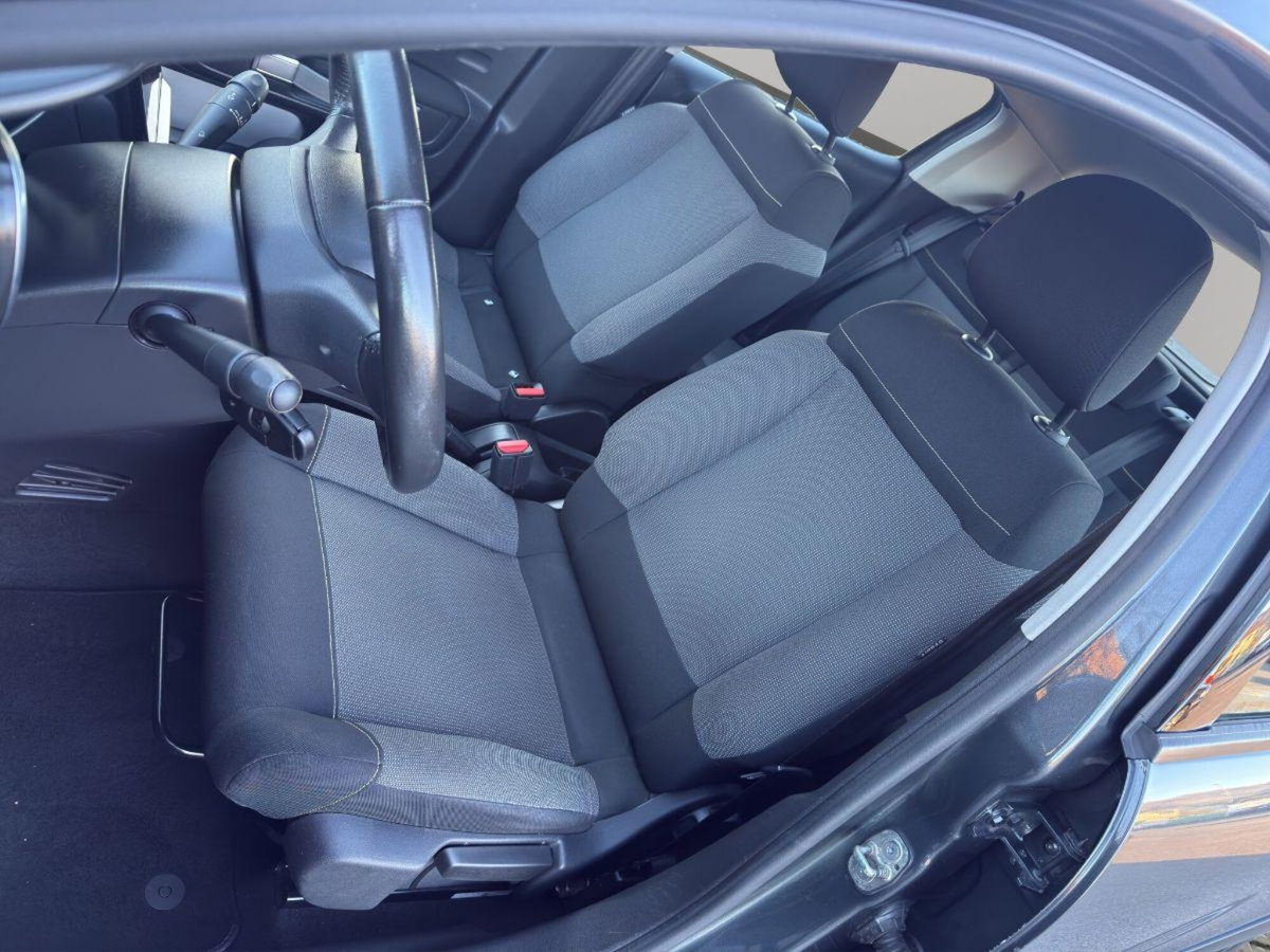 Citroen C3 PureTech 82 Shine (11)
