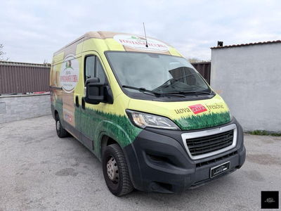 Peugeot Boxer Furgone 330 2.2 HDi/110CV FAP PC-TN Combi Comfort usato