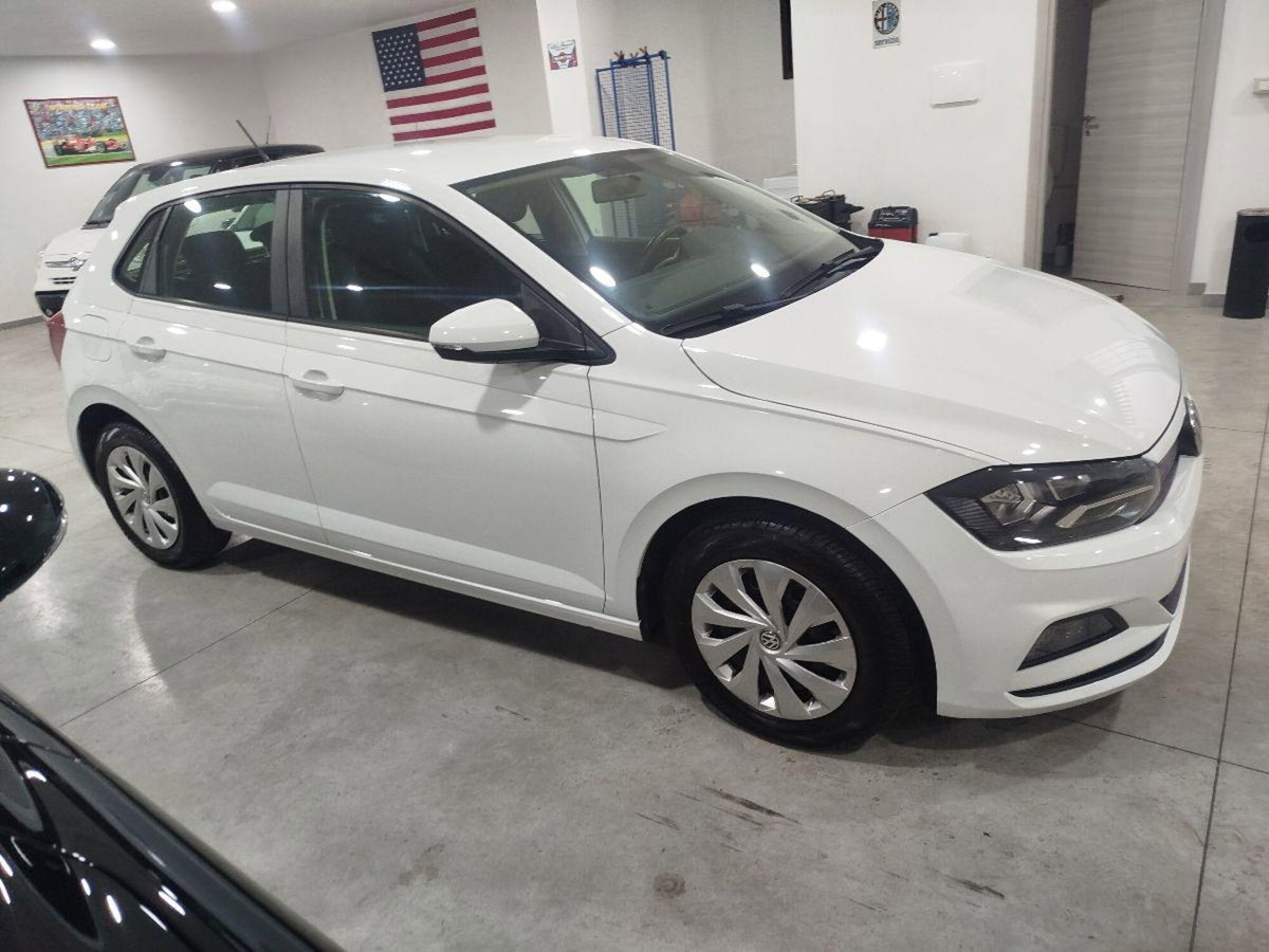 Volkswagen Polo 1.6 TDI DPF 5 porte Comfortline (4)
