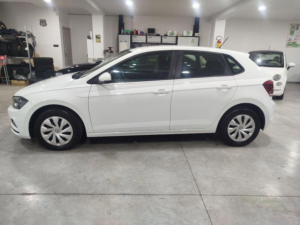 Volkswagen Polo 1.6 TDI DPF 5 porte Comfortline (8)