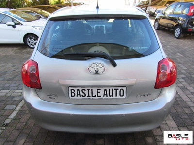 Toyota Auris 1.4 D-4D 5 porte Sol (4)
