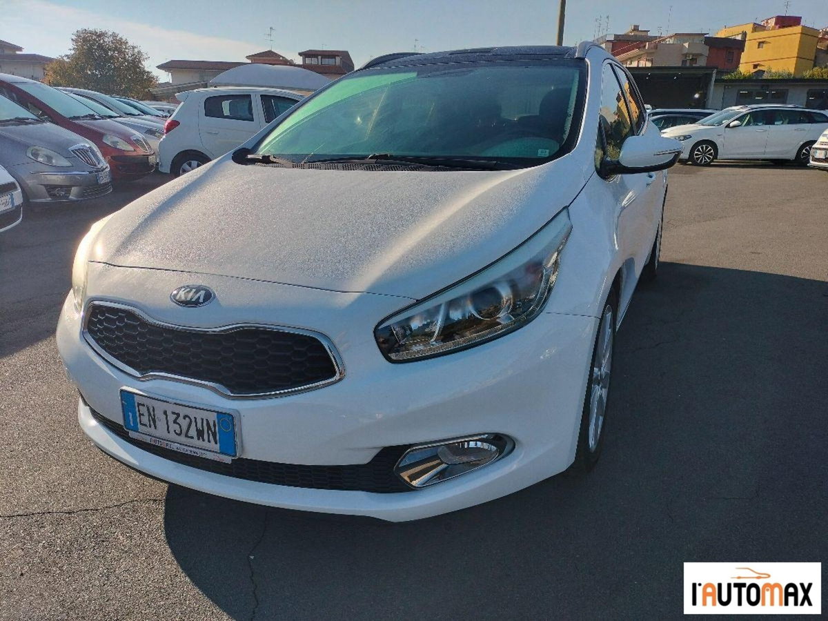 Kia cee'd Sport Wagon 1.6 CRDi 128 CV aut. SW Platinum (3)