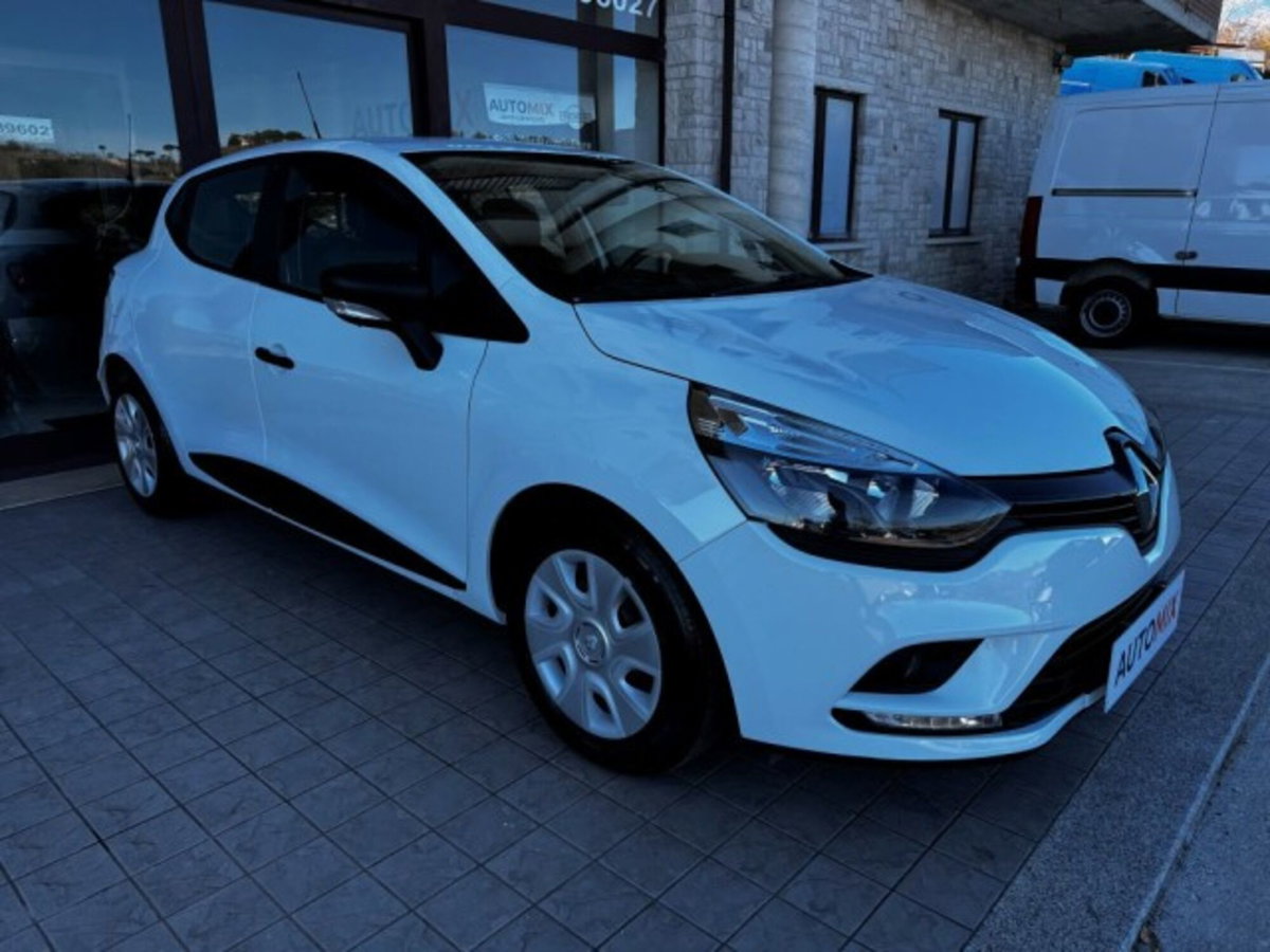 Renault Clio 1.5 dCi 8V 75CV Start&Stop 5 porte Van (10)