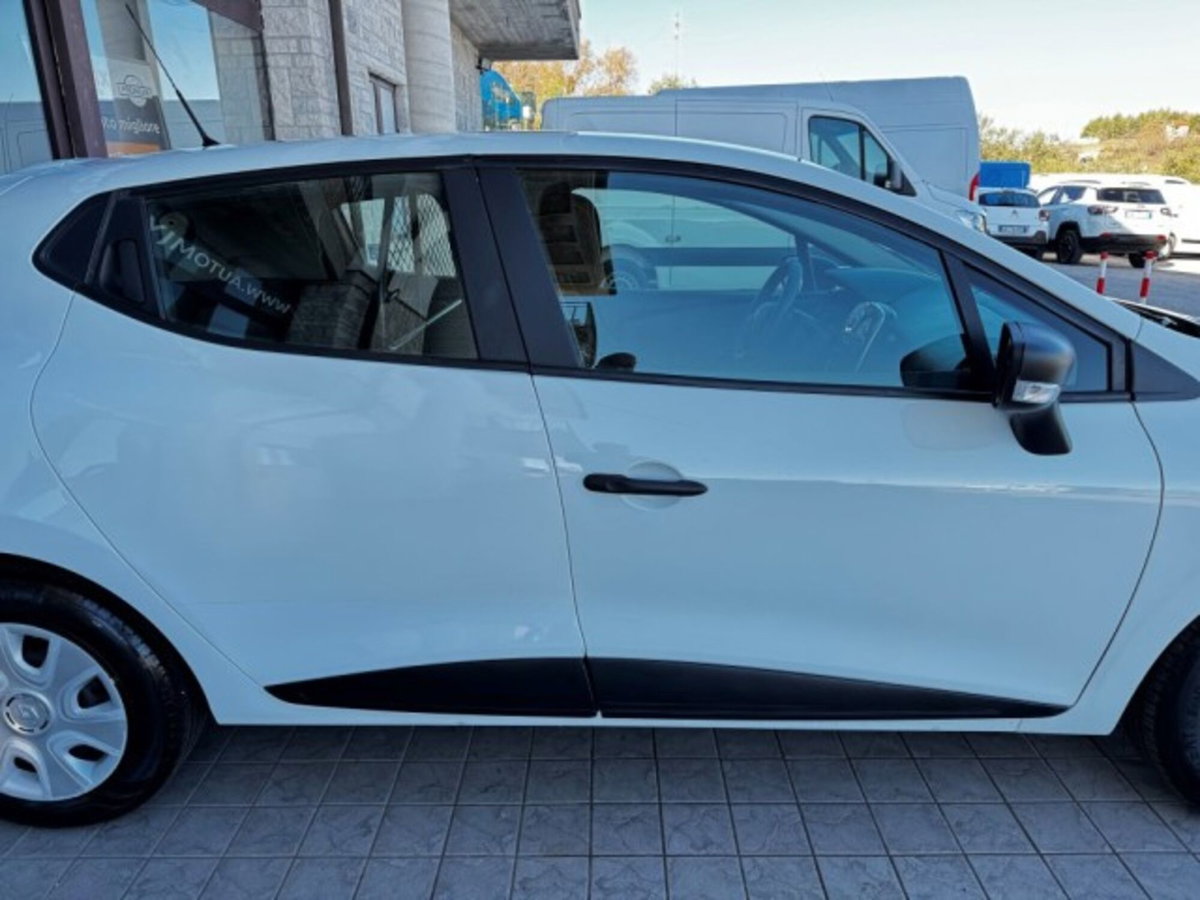 Renault Clio 1.5 dCi 8V 75CV Start&Stop 5 porte Van (13)