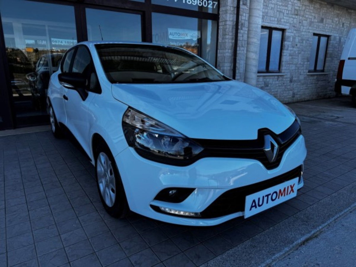 Renault Clio 1.5 dCi 8V 75CV Start&Stop 5 porte Van (9)