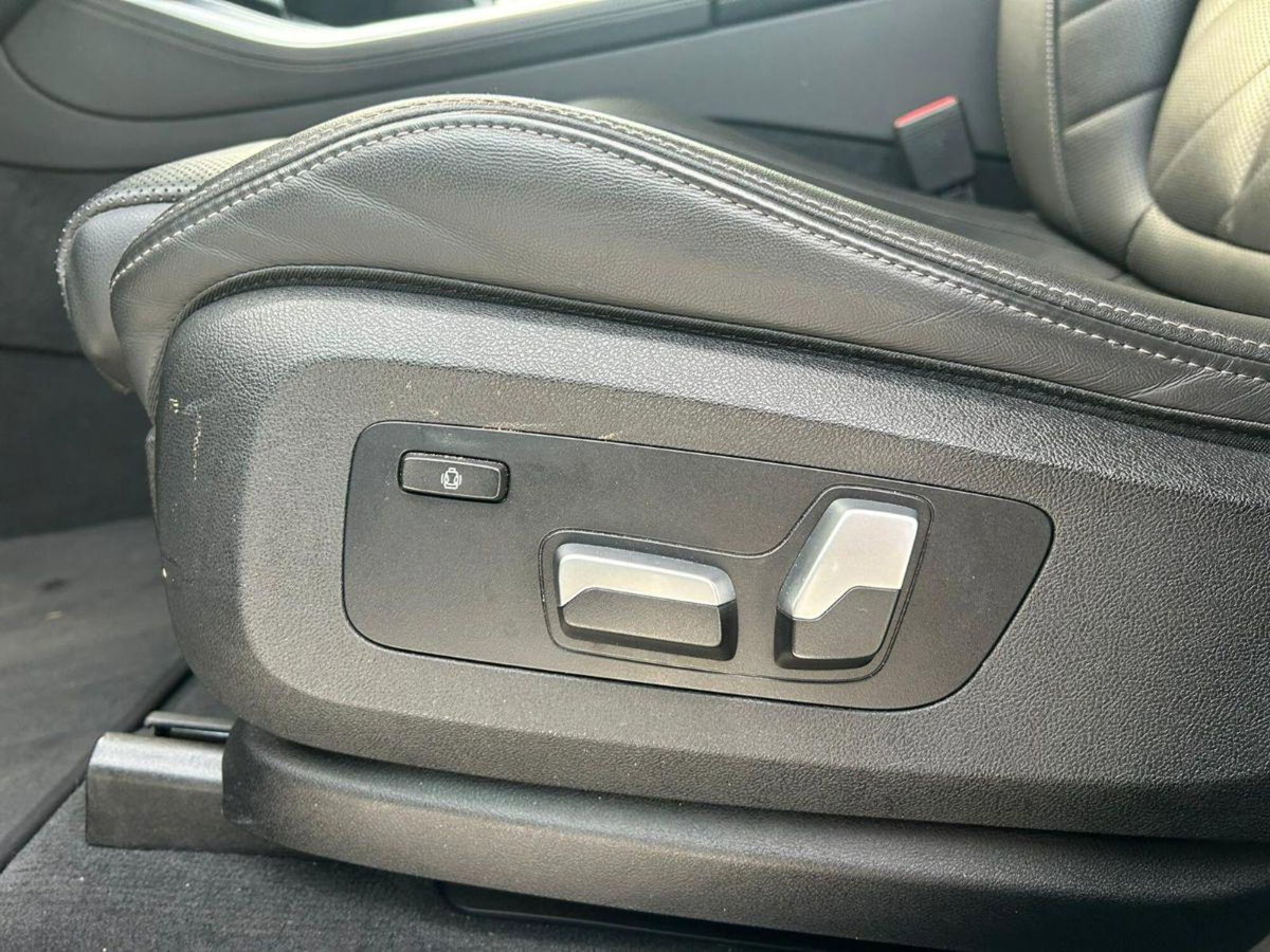 BMW X5 xDrive30d 48V xLine (13)