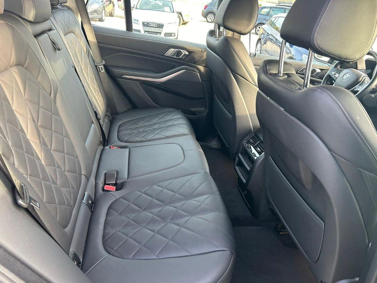 BMW X5 xDrive30d 48V xLine (7)