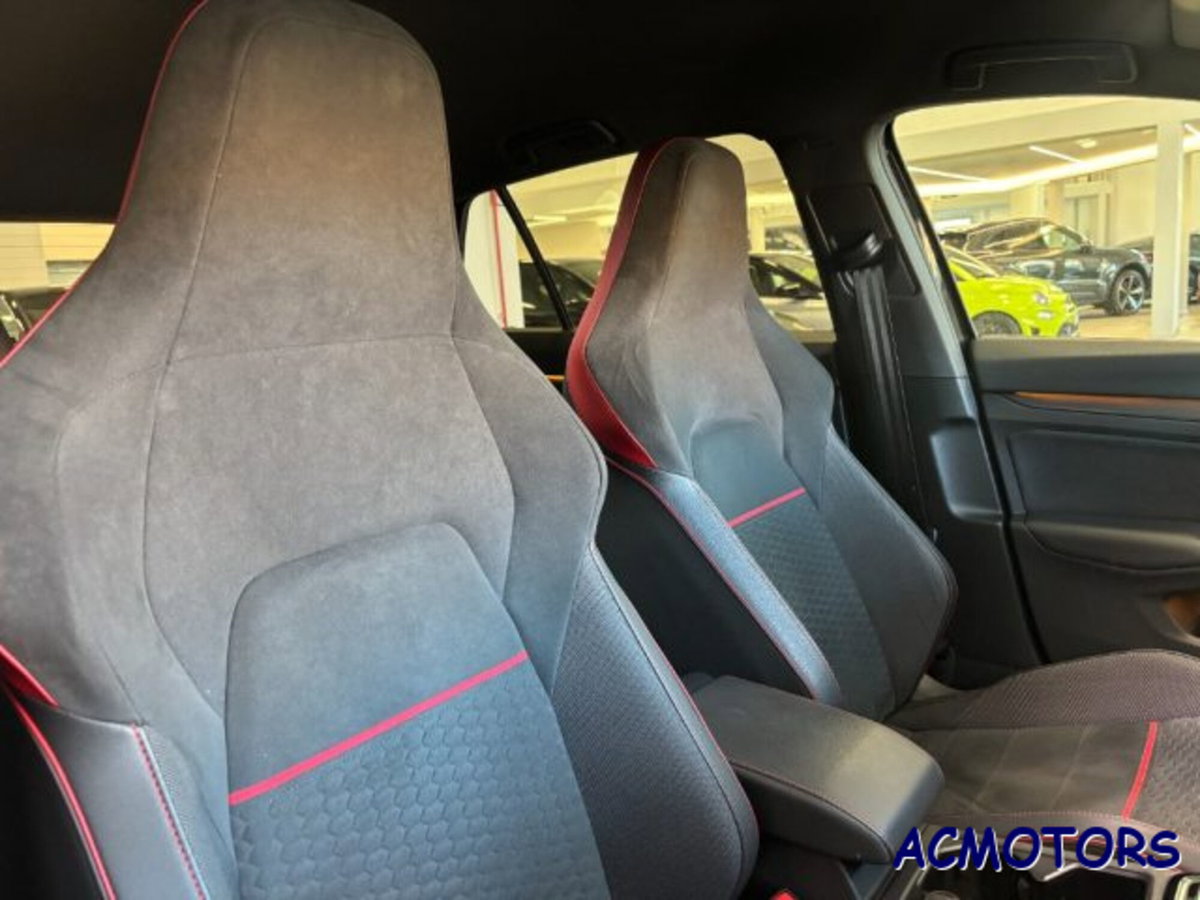 Volkswagen Golf 2.0 TSI GTI DSG Clubsport 45 (15)