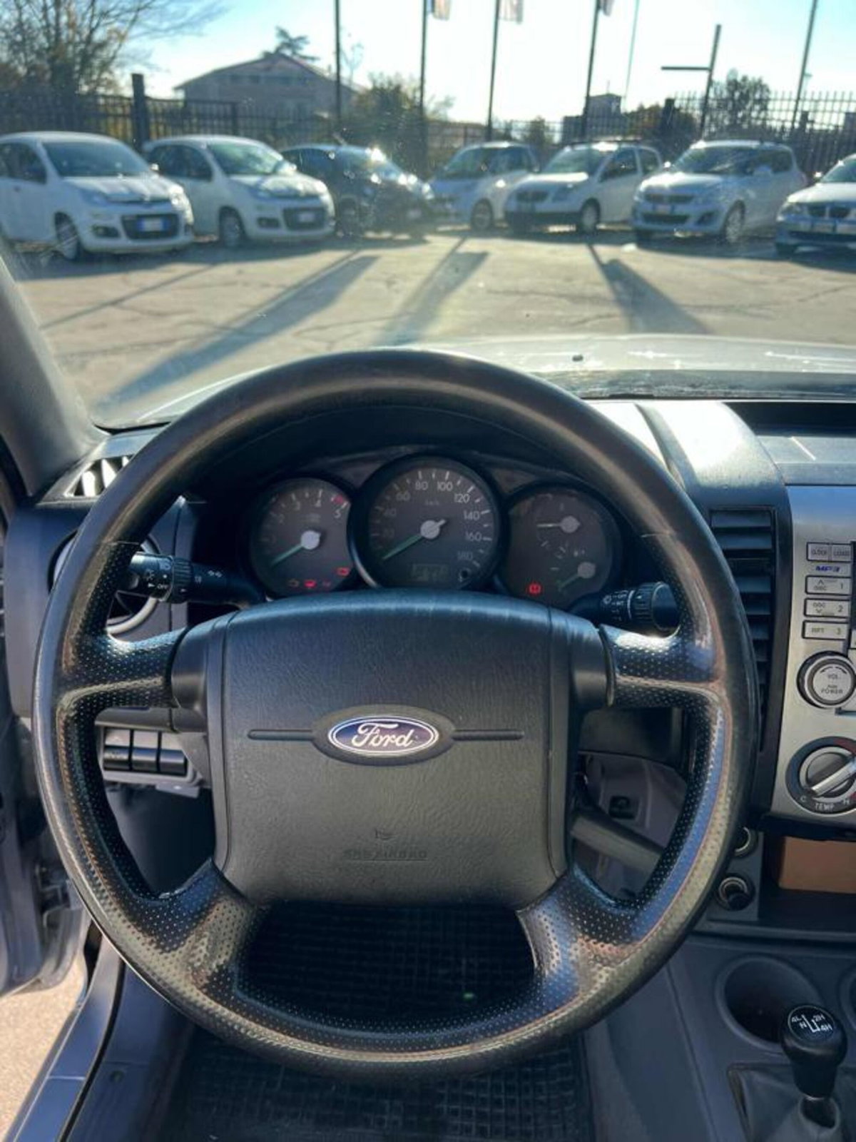 Ford Ranger Pick-up 2.5 TDCi (143CV) Double Cab XLT 5 p.ti (11)